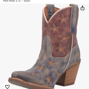 Dingo woman’s patriotic boots